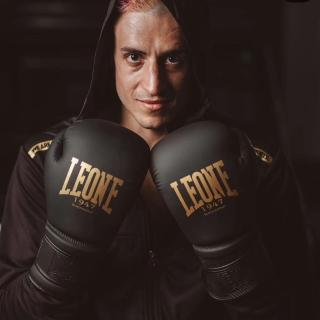 Guantes Leone 1947 Black and Gold
Disponibles en nuestra web
www.leone1947.es